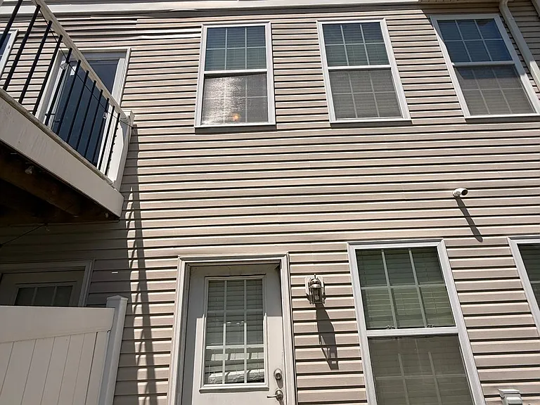 10 Rowand Way E — Photo 18