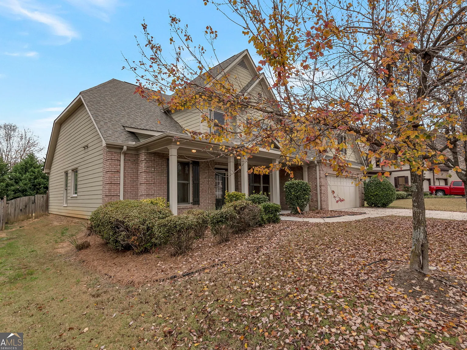 4 bed, 3.5 bath, 2906 sqft, $2,195 — Photo 2