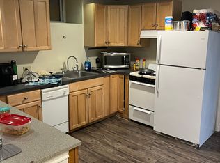 862 E 5th St #B, Boston, MA 02127
