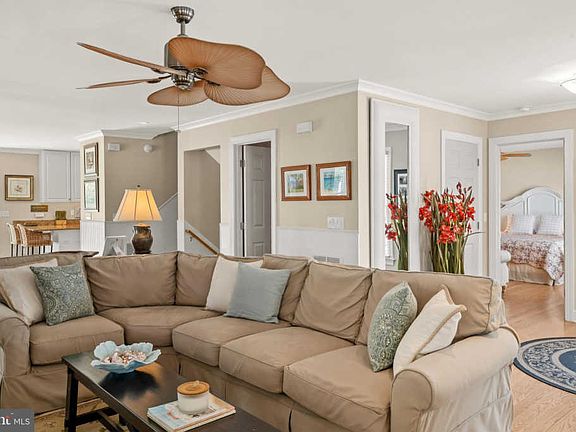 4th image of 515 Jennmar Way #8