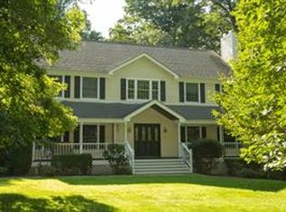 136 Upper North Highland Pl, Croton On Hudson, NY 10520