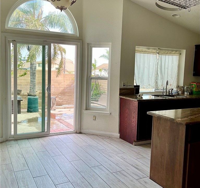 3669 N Live Oak Ave, Rialto, CA 92377 Zillow