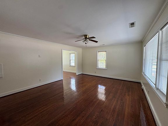 2nd image of 933 S Live Oak Dr