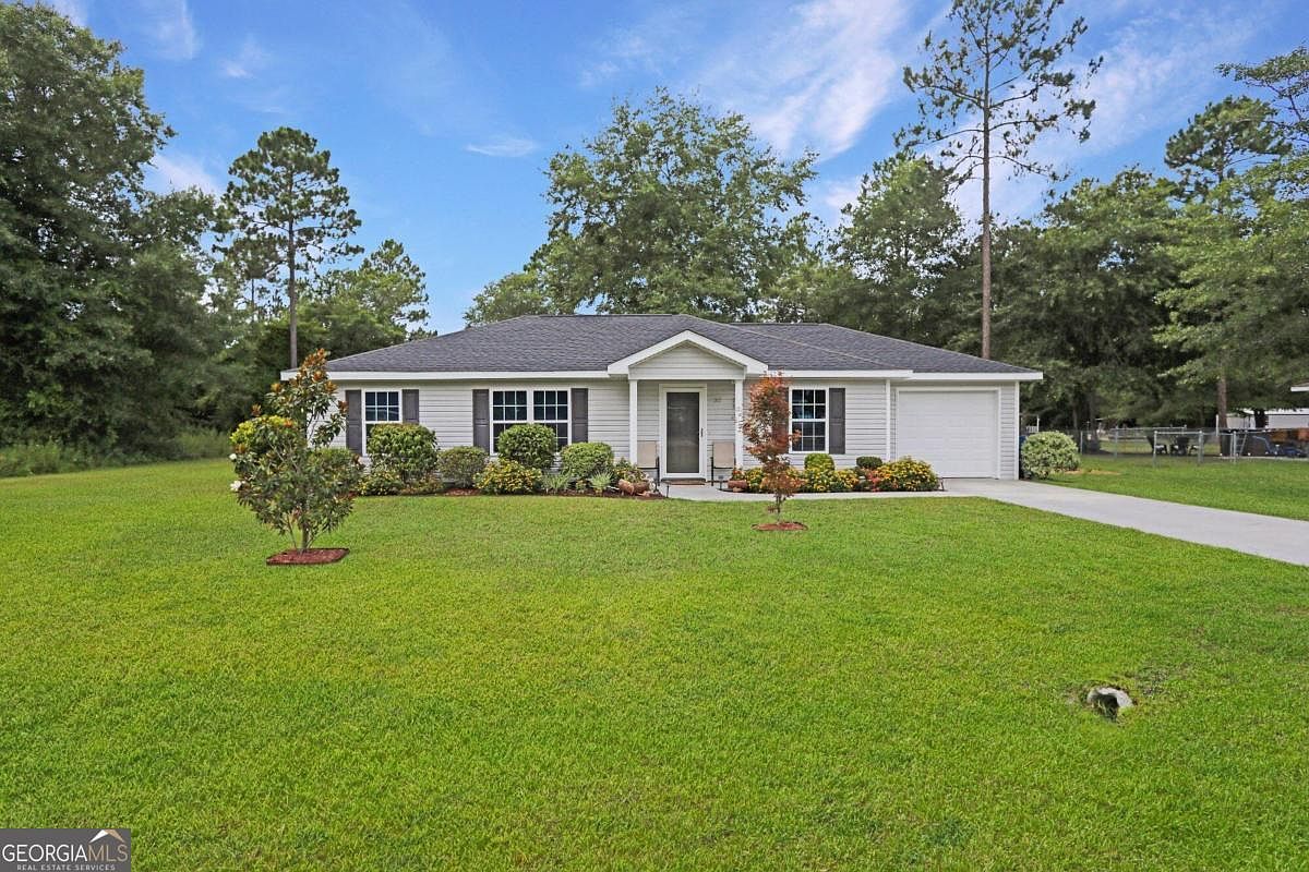 32 Jamies Way, Jesup, GA 31545 | Zillow