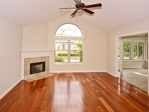 3rd image of 17009 Silver Vista Ln