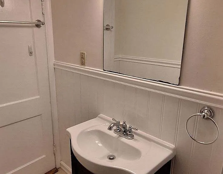 43 Eddie St #1-R — Photo 11