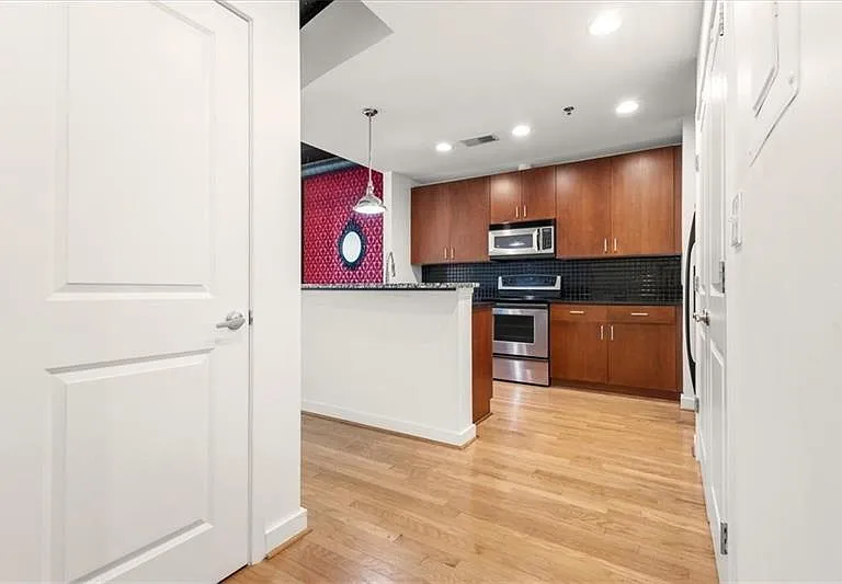 250 Pharr Rd #1507 — Photo 3