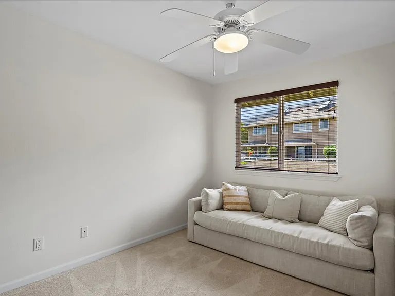 7 Kaloapelu Way #4B — Photo 39