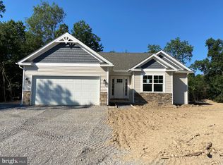 45 Ty Cobb Ct, Berkeley Springs, WV 25411