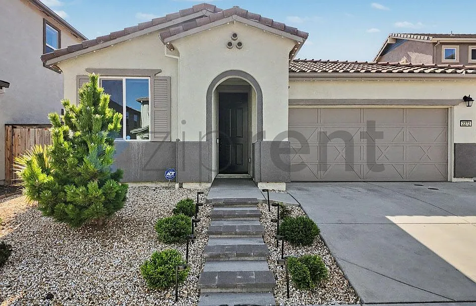 2272 Borealis Cir