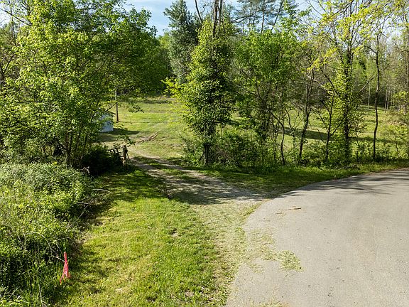 2nd image of 101 Irvin Phelps Rd