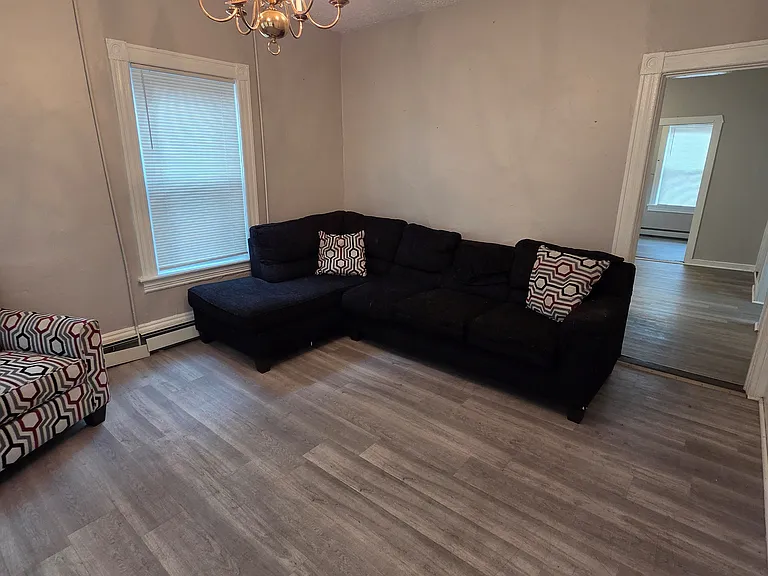 114 Jewett St #1 — Photo 8