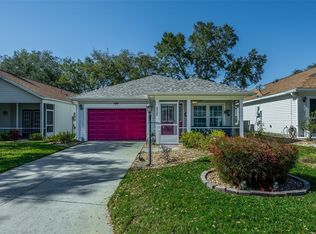 25141 Cranes Roost Cir, Leesburg, FL 34748