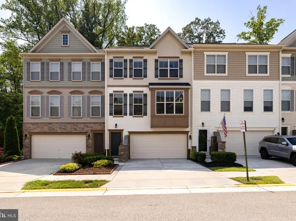 9027 Endicott Pl, Lorton, VA 22079