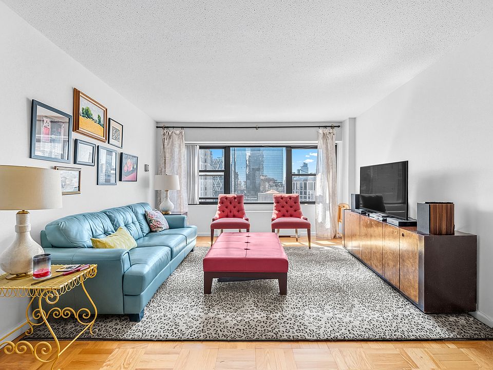 1st image of 20 W 64th St APT 39S