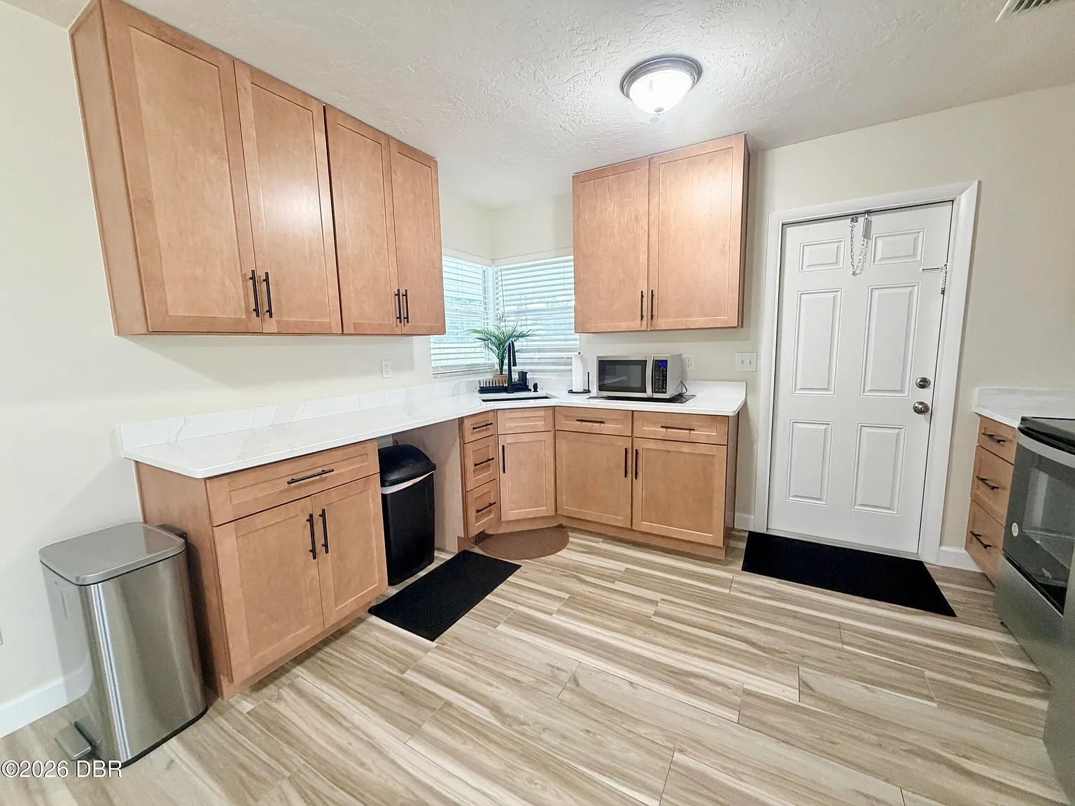2 bed, 2.0 bath, 1024 sqft, $1,850 — Photo 3