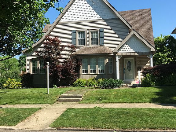 2nd image of 1601 Stewart Ave