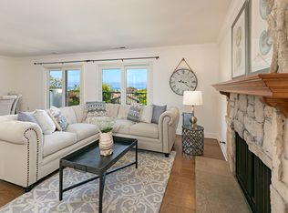 373 Sunset Dr, Encinitas, CA 92024