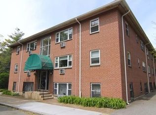 11 Cogswell Ave APT 6, Cambridge, MA 02140