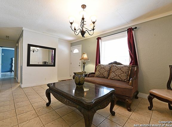 4th image of 1523 Betty St