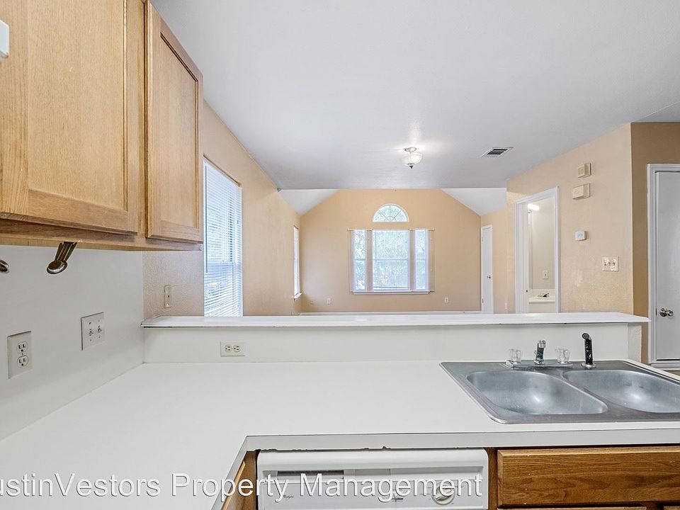 1st image of 3120 Northwest Blvd #D