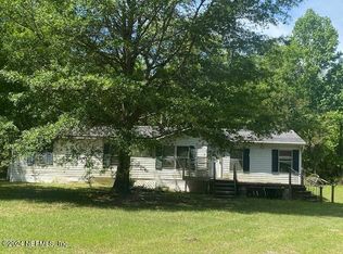 10154 Persimmon Rd, Macclenny, FL 32063