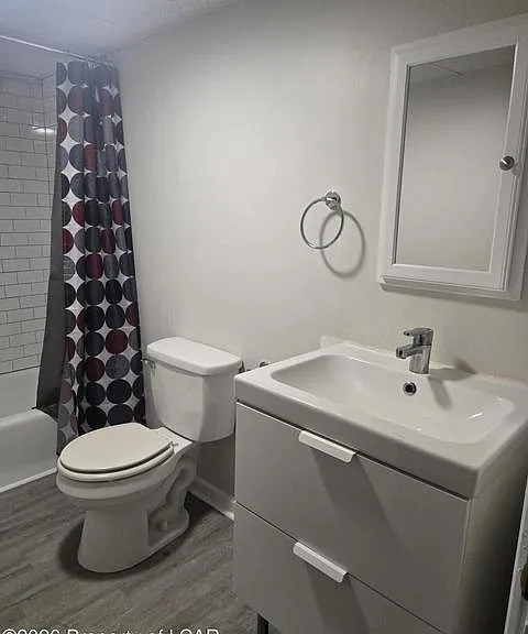 513 Oak St #2 — Photo 9