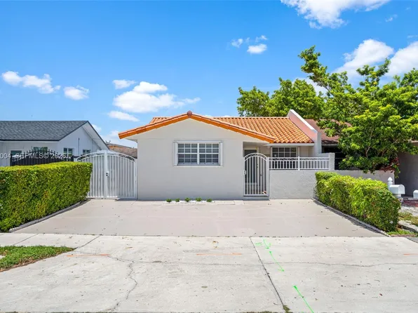 1333 W 37th St, Hialeah, FL 33012