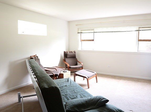 3rd image of 344 N Smith St