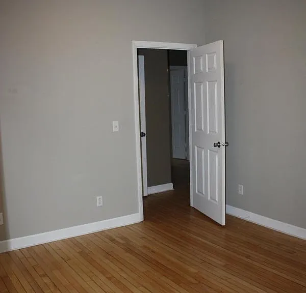 339 W Crescent St #1 — Photo 6