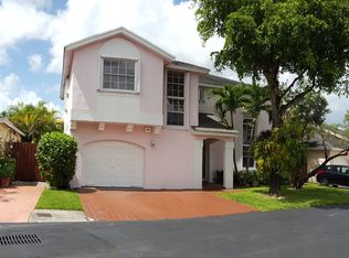 9736 NW 51st Ter, Doral, FL 33178