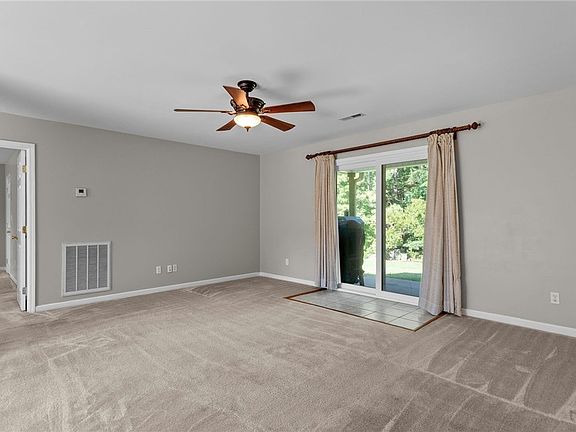 4th image of 12698 Charles Taylor Rd