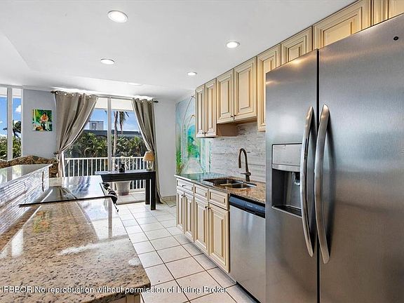 3rd image of 2860 S OCEAN BOULEVARD #208