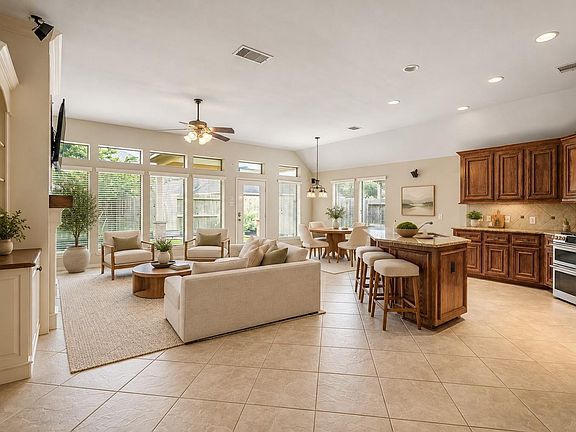 5th image of 14906 Whispy Green Ct