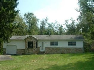 59 Memorial Dr, Perryopolis, PA 15473