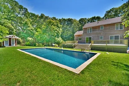 393 Middle Line Hwy — Photo 1