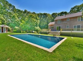 393 Middle Line Hwy, Sag Harbor, NY 11963