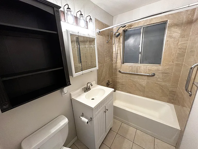 301 Peterson St #305 — Photo 12