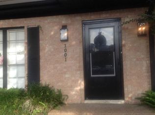 1001 S Ripple Creek Dr, Houston, TX 77057