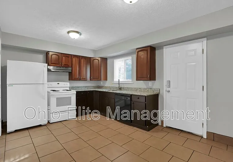 2844 Baughman Ave — Photo 1