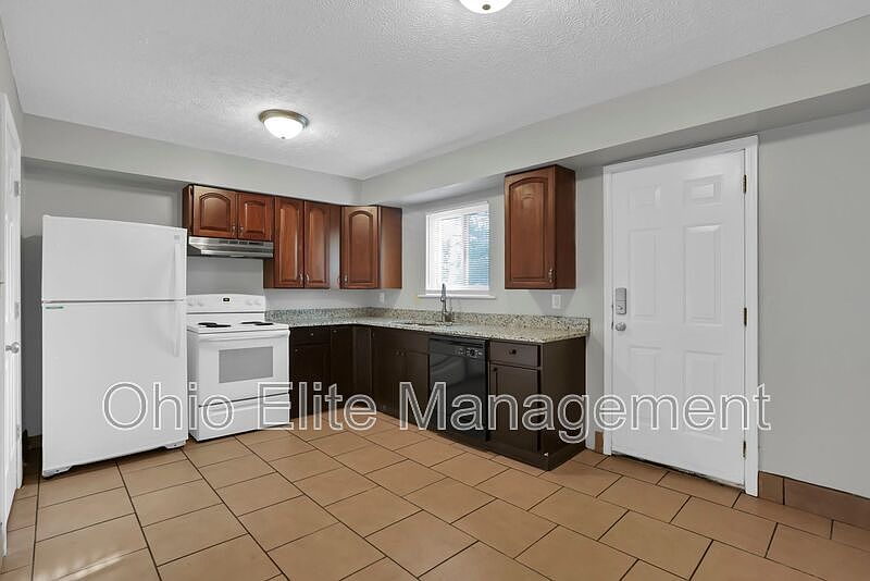 1st image of 2844 Baughman Ave