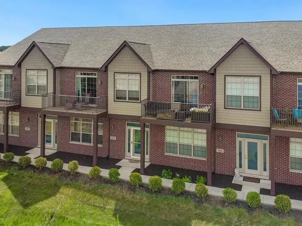 934 Fountain Pl, Schererville, IN 46375