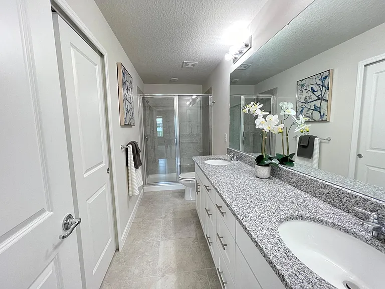 Primary full bath with double vanity