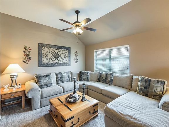 5th image of 1408 Sierra Blanca Dr
