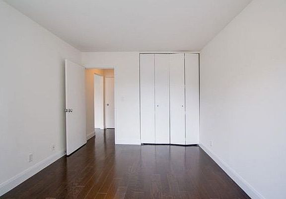 4th image of 200 E 82nd St APT 19H