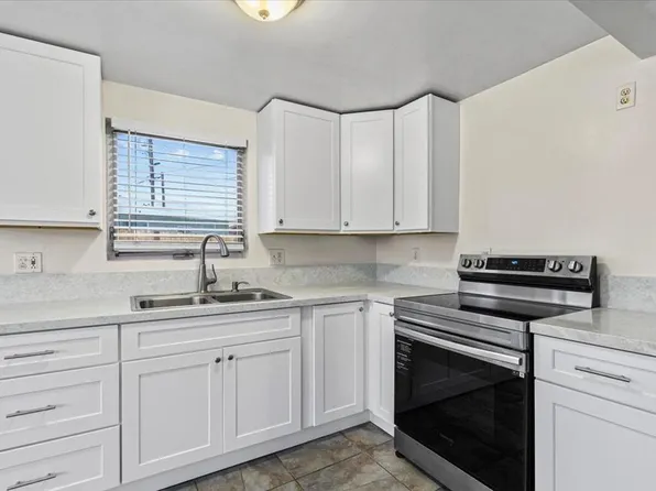 67684 San Tomas St, Desert Hot Springs, CA 92240