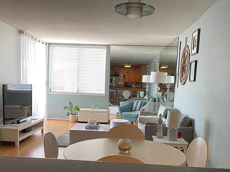 1140 Ocean Blvd — Photo 2