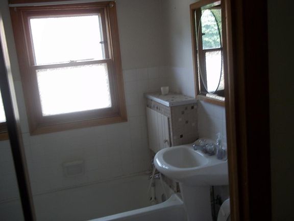3rd image of 11512 N Lakeview Dr