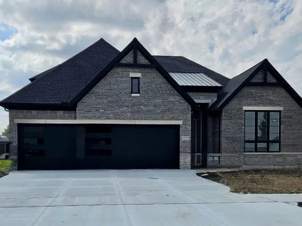 53721 Beckett Ct, Macomb, MI 48044