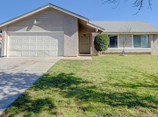 345 N Linden Ave, Rialto, CA 92376